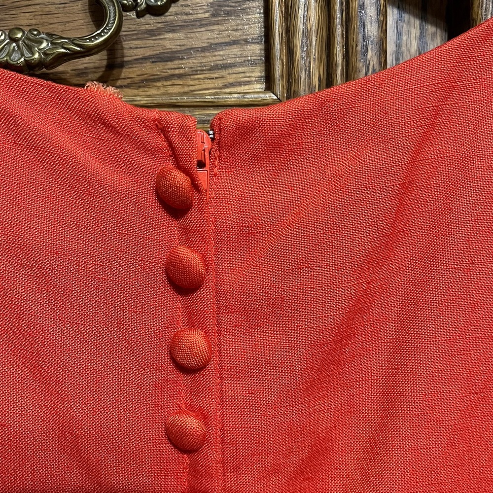 Studio C orange sleeveless dress, size 12, zippered back with decorative buttons - Picture 5 of 6